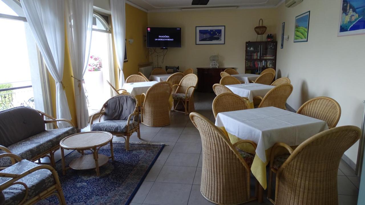 Hotel Merano Brenzone sul Garda Εξωτερικό φωτογραφία