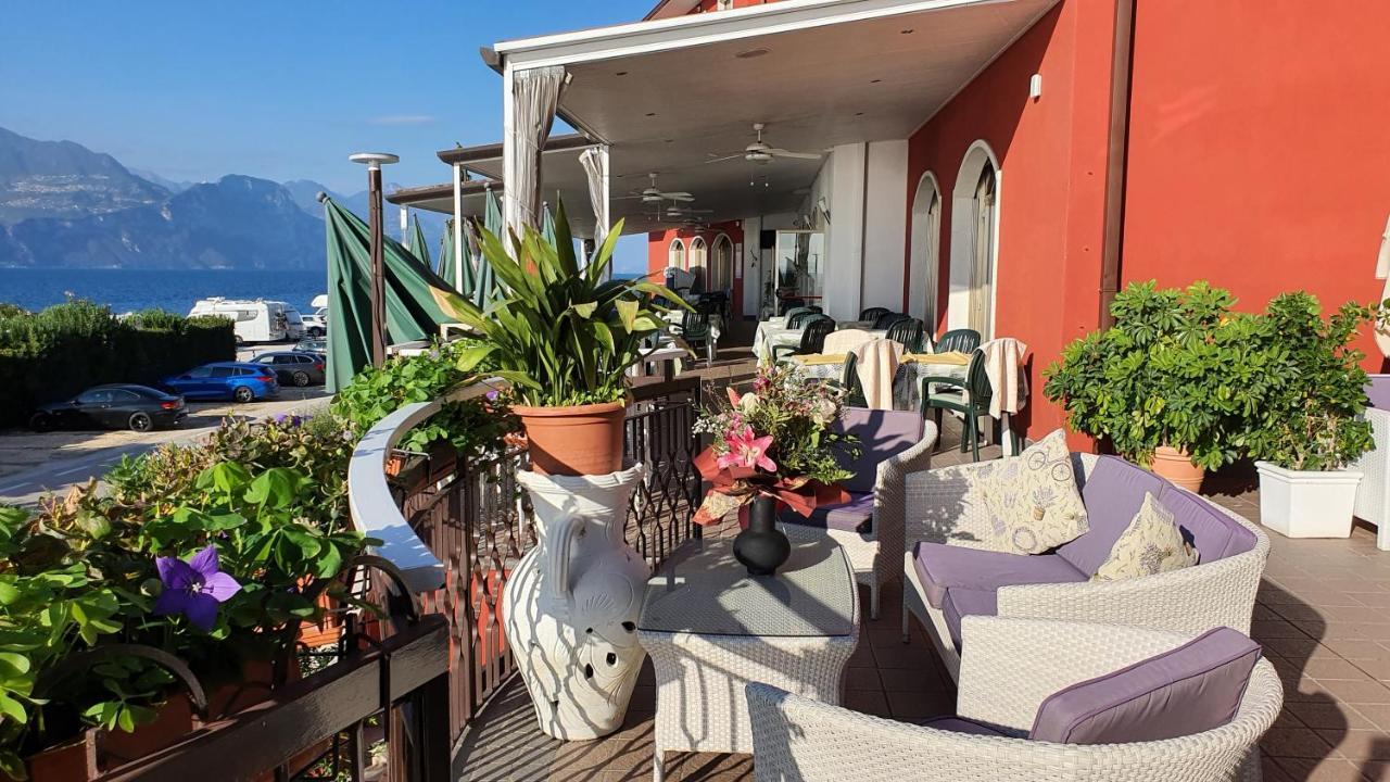 Hotel Merano Brenzone sul Garda Εξωτερικό φωτογραφία