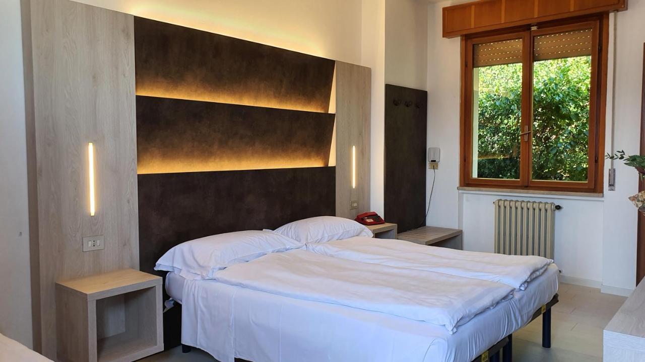 Hotel Merano Brenzone sul Garda Εξωτερικό φωτογραφία