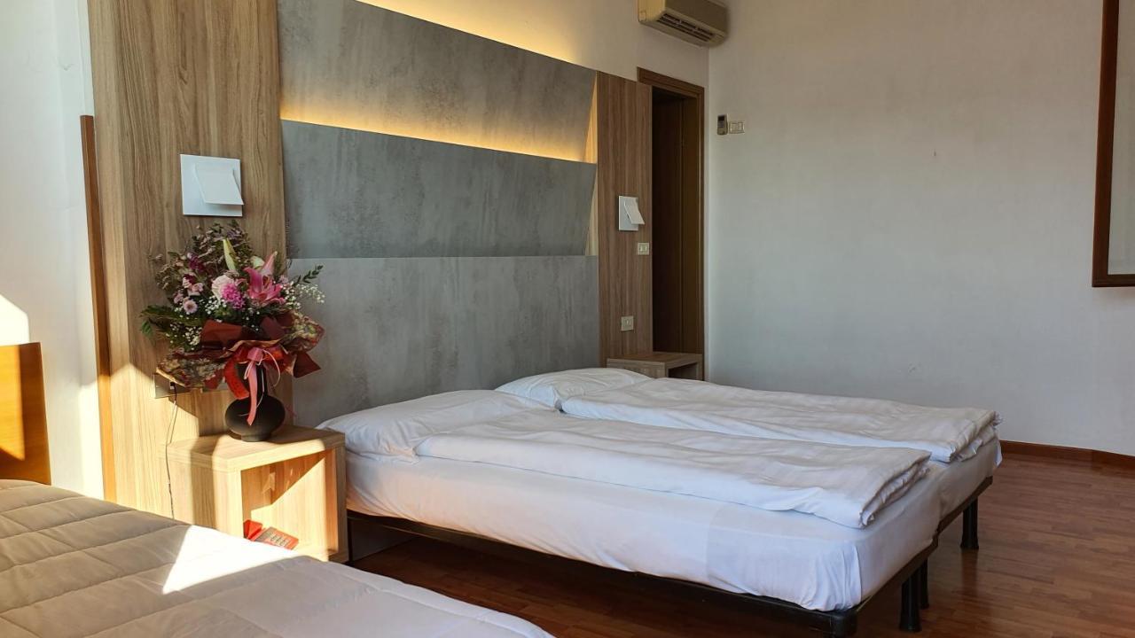 Hotel Merano Brenzone sul Garda Εξωτερικό φωτογραφία