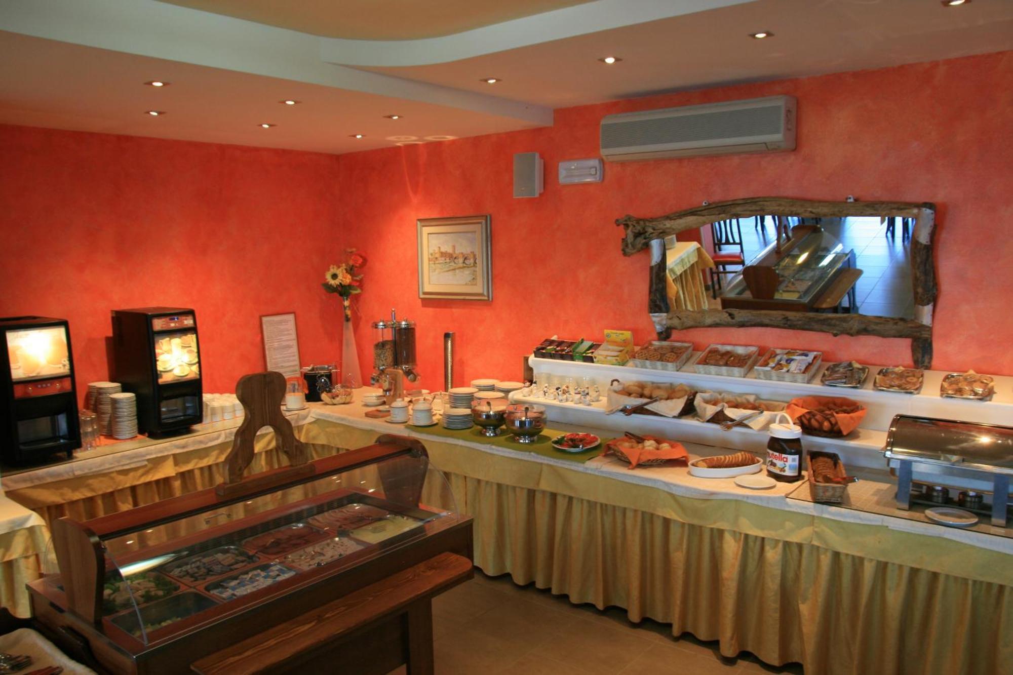 Hotel Merano Brenzone sul Garda Εξωτερικό φωτογραφία