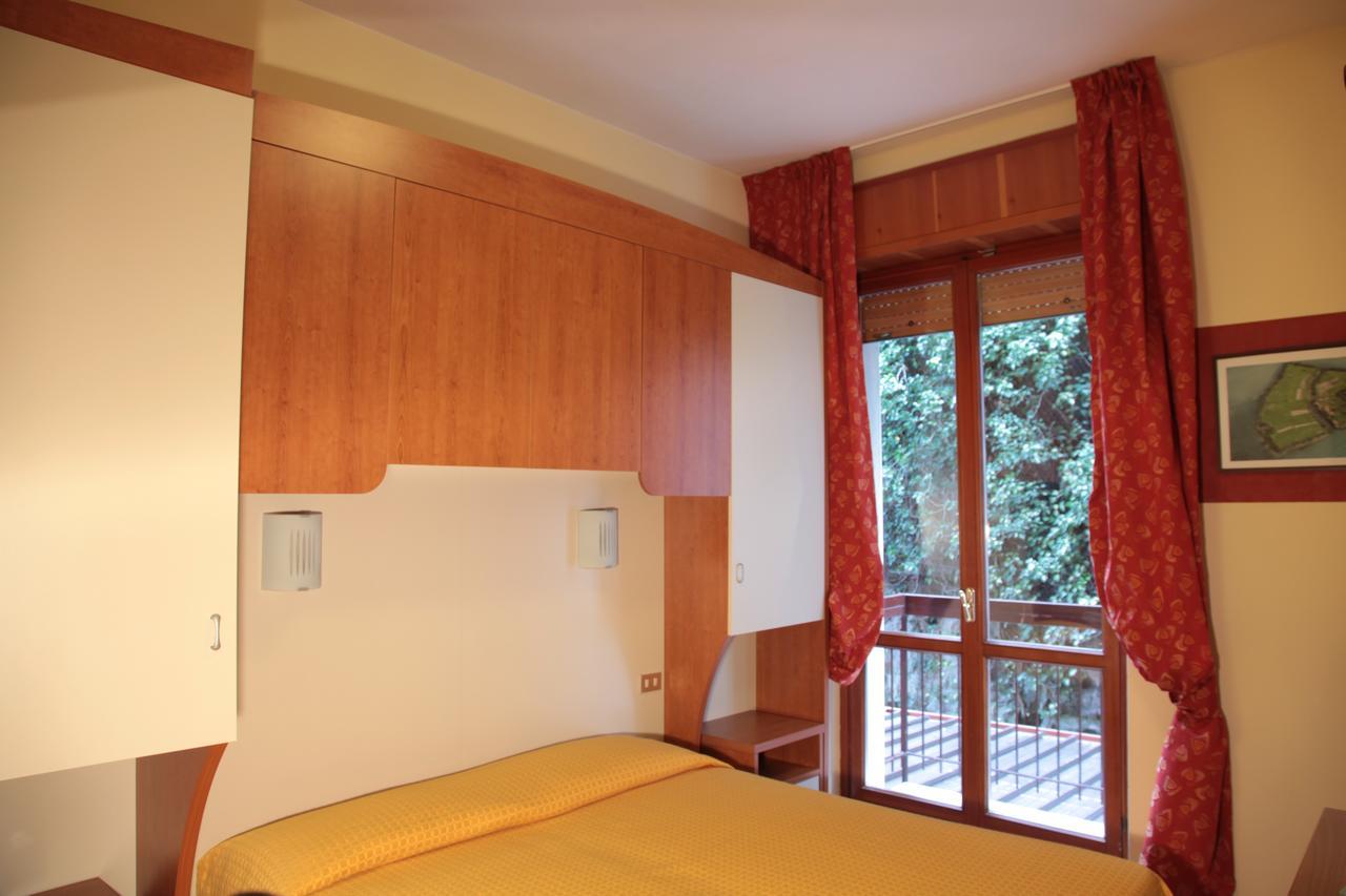 Hotel Merano Brenzone sul Garda Εξωτερικό φωτογραφία